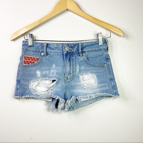 Kendall & Kylie Pants - Kendall and Kylie denim patch distressed shorts